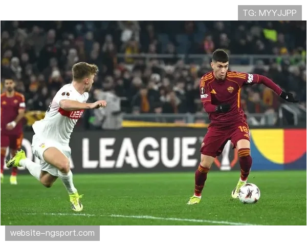 “教练麦克风收录：斯图加特主帅连续高喊“换！换！”，指挥防线切换盯人目标”